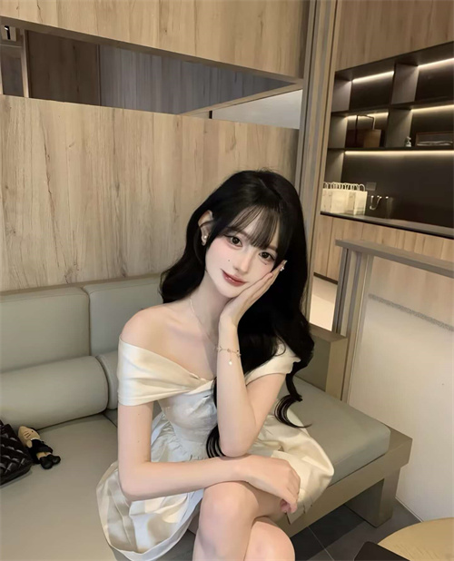 8B8555F711FB810CB4DEDFB5BF274075.jpg